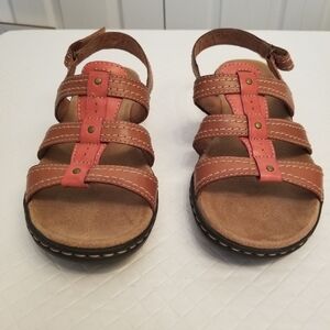 Women's Clarks Slingback Wedge Sandals Shoes Size 6.5M Brown Leather